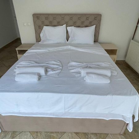 Hotel Montenegro Struga Dış mekan fotoğraf