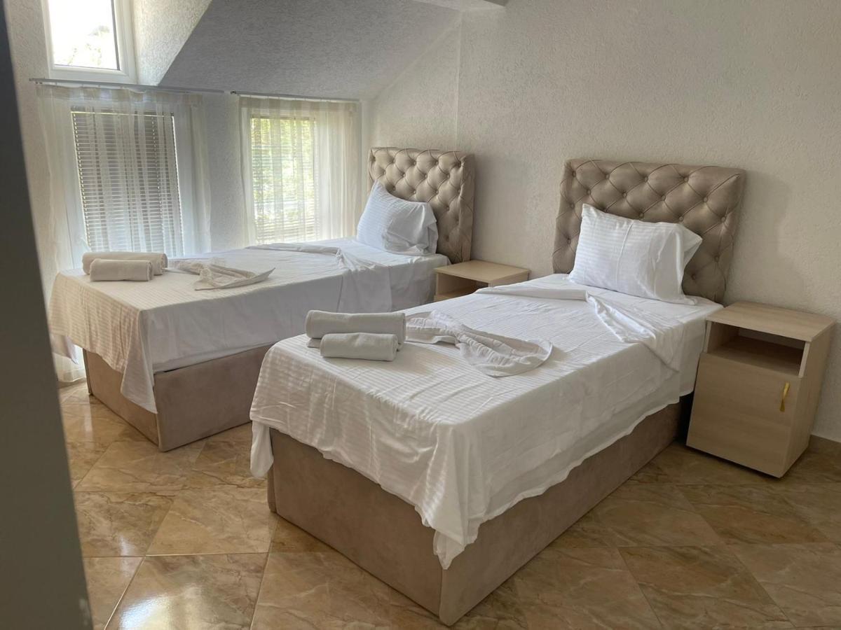 Hotel Montenegro Struga Dış mekan fotoğraf