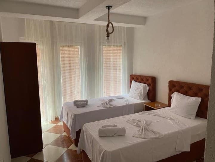 Hotel Montenegro Struga Dış mekan fotoğraf